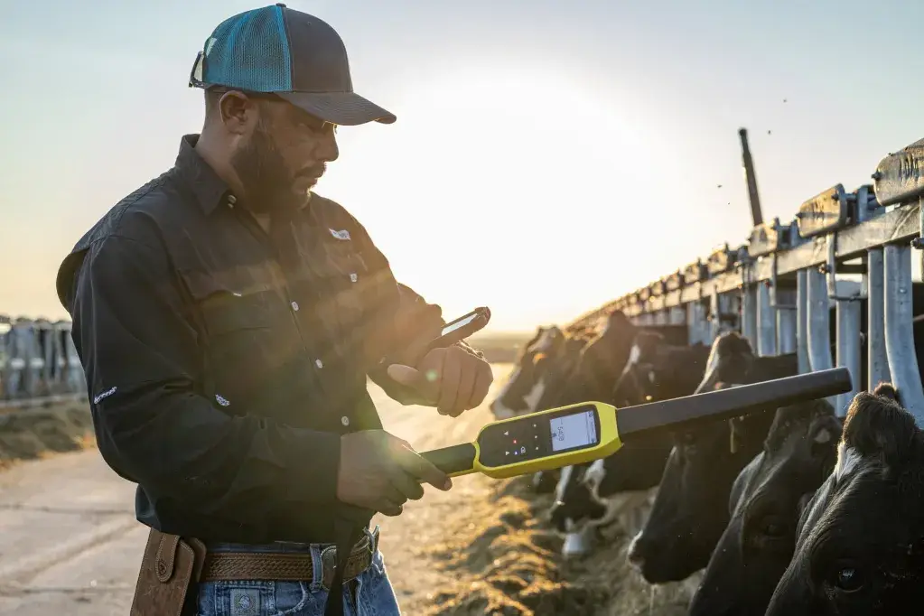 Farmer with active tag device